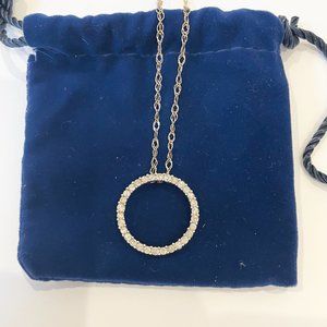14K Gold and Natural Diamond Circle Pendant made in Italy